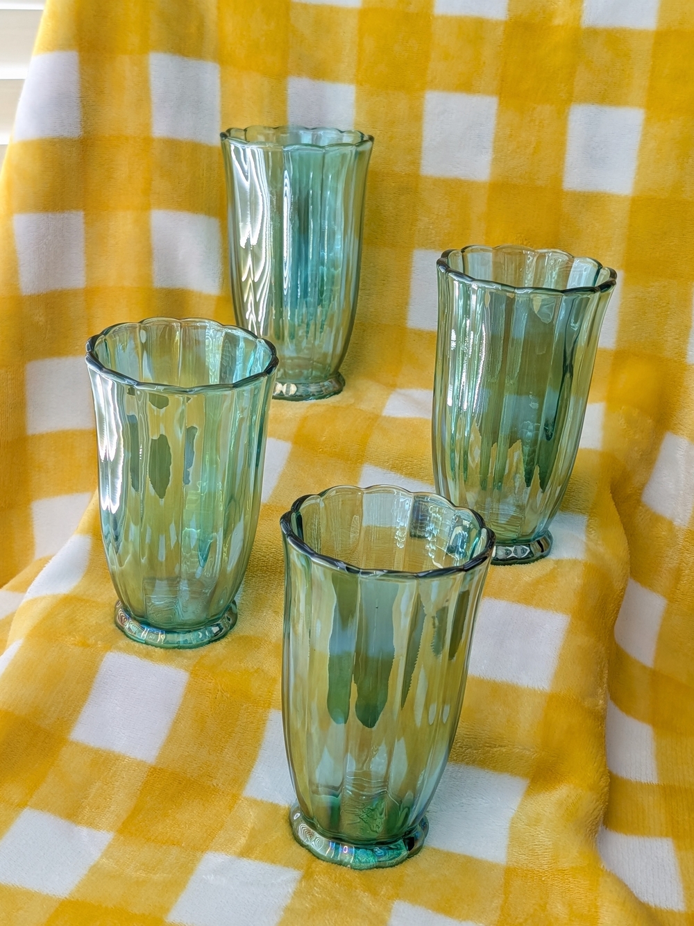 The Pioneer Woman Green Iridescent Scalloped Glass Tumbler Set - 4 Pack